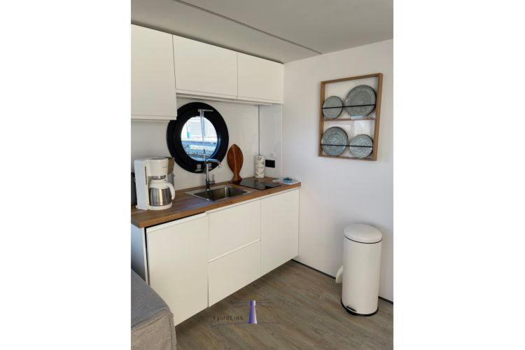 Hausboot Fjord Haven Mit Biosauna In Barth Exterior foto